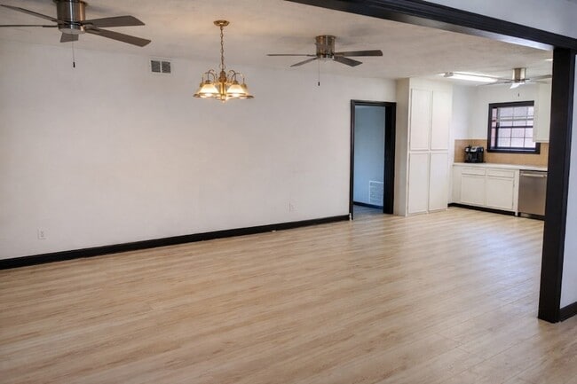 Photo - 5315 Bayway Dr