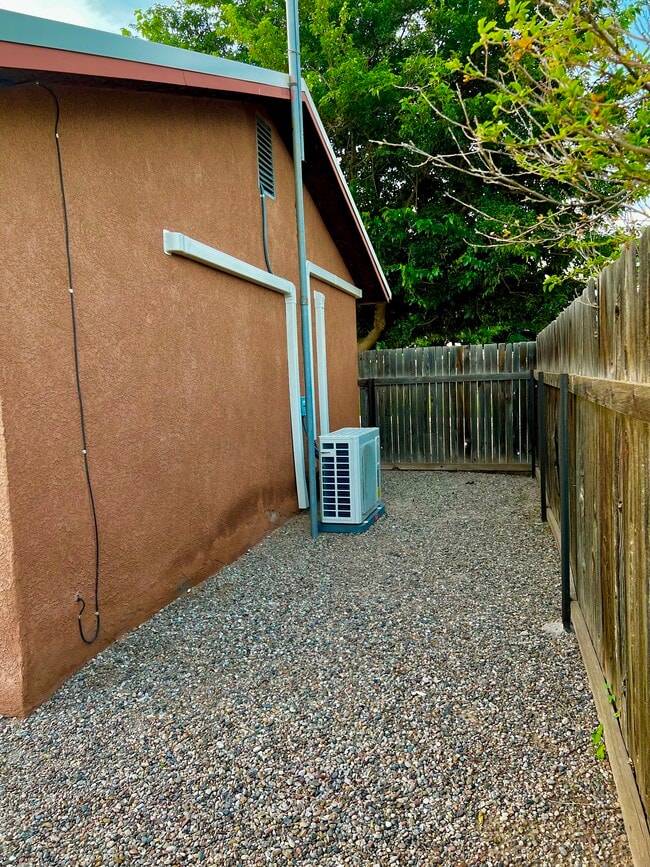 Photo - 3058 Tenorio Dr