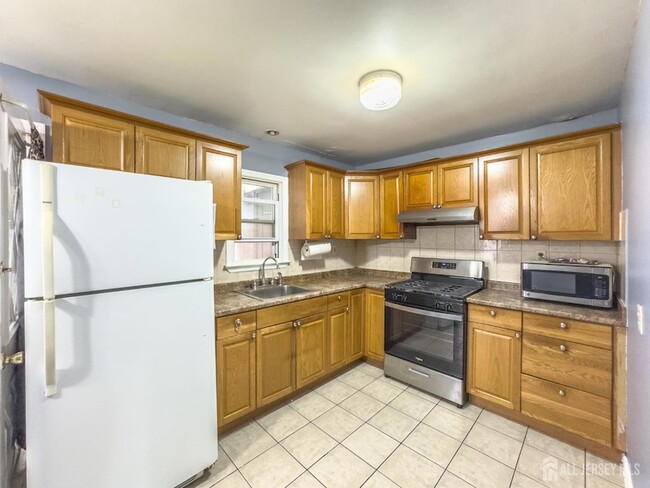 Photo - 66 Hagaman St