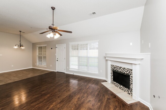 Photo - 5704 Deer Ridge Dr