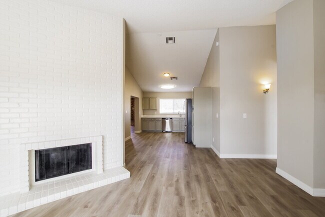 Photo - 5222 W Aster Dr