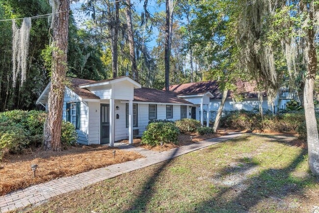 Photo - Cozy 1 bedroom/1 bath off of Ferguson