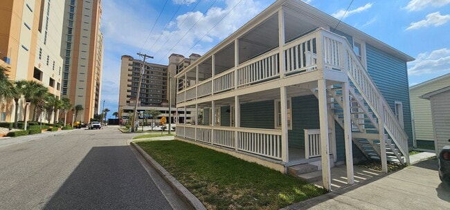 Photo - Snowbird Rental or Short-Term Getaway – Ju...