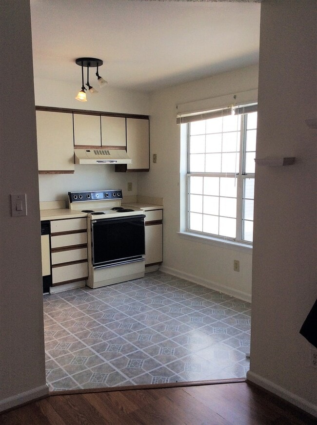 Photo - Two-Bedroom Condo in the Beach Borough!
