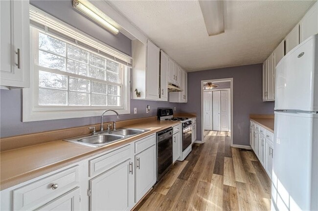 Photo - 3101 Brooks Dr