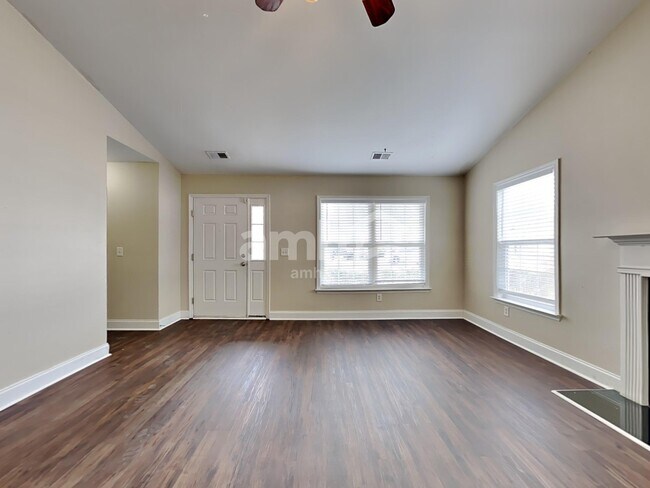 Photo - 8931 High Cotton Ct