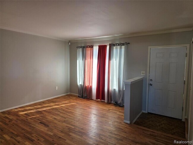 Photo - 20059 Washington St