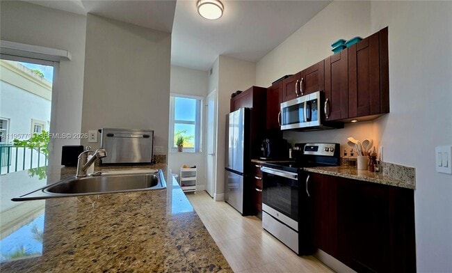 Photo - 20000 E Country Club Dr Unit 402