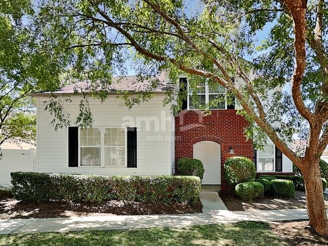 Building Photo - 9428 Meadowmont View Dr Rental