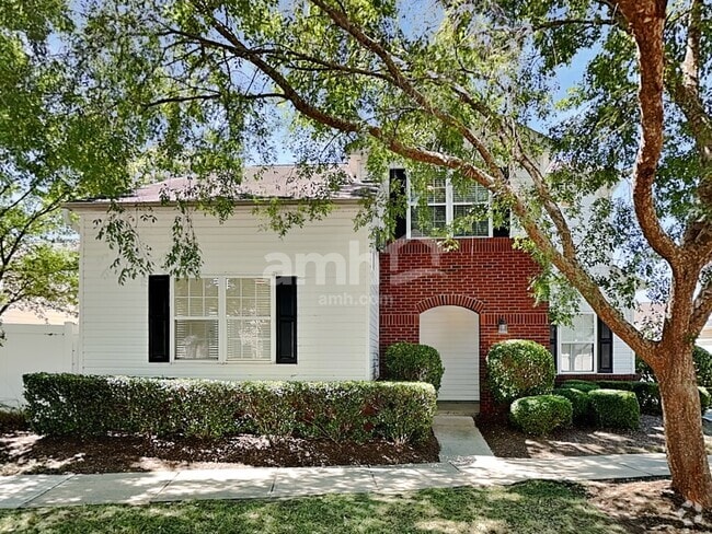 Building Photo - 9428 Meadowmont View Dr Rental
