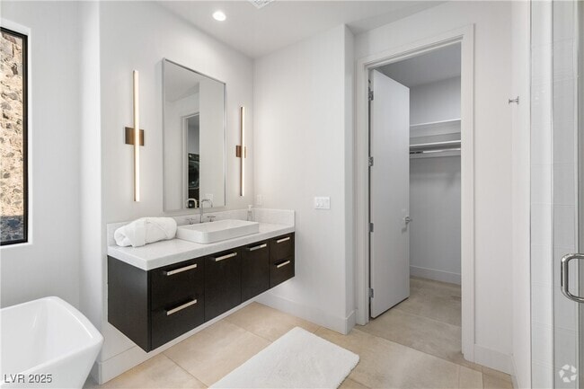 Building Photo - 386 Tranquil Peak Ct Rental
