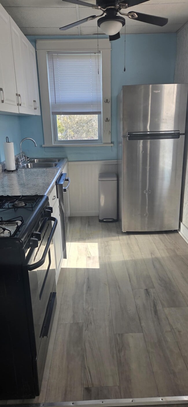 Building Photo - 502 1/2 Ohio Ave Unit 502 1/2 Ohio ave