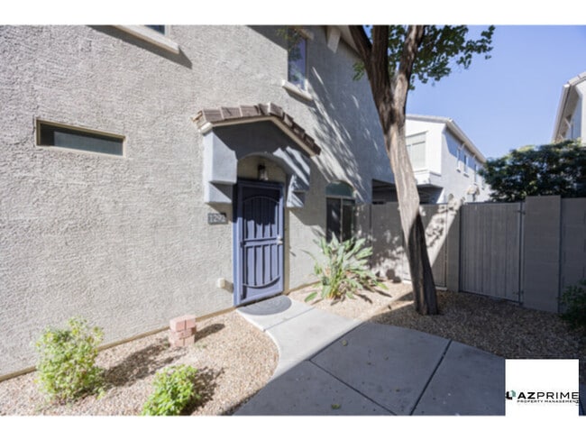 Photo - Experience Modern Living in This 3/2.5 Townhome in a Secure Gated North Phoenix Community.