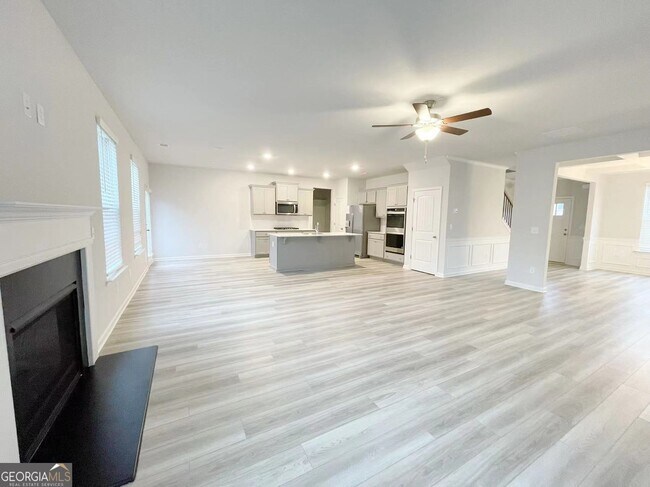 928 Yancey Ct