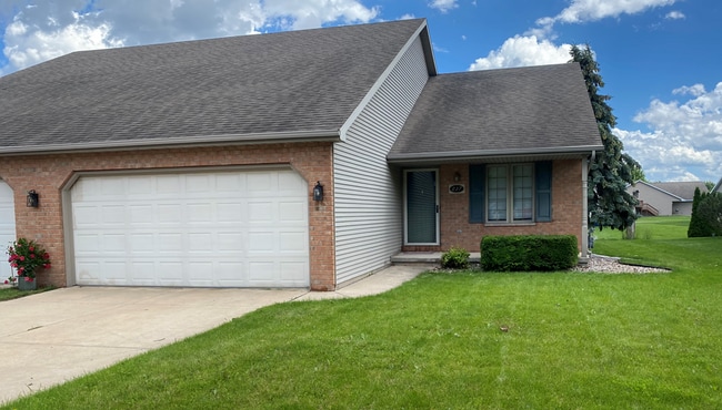 Photo - 237 Desplaine Rd Townhome