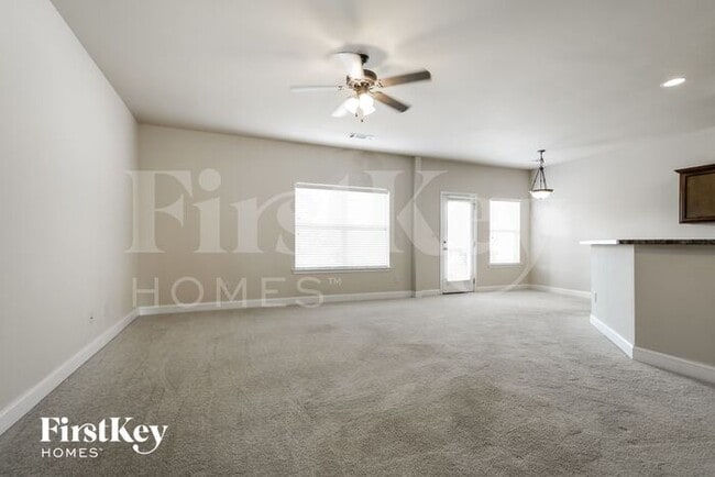 Photo - 111 Northfield Cir