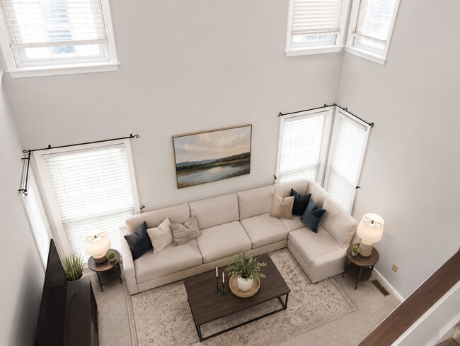 Photo - 118 Henning Dr