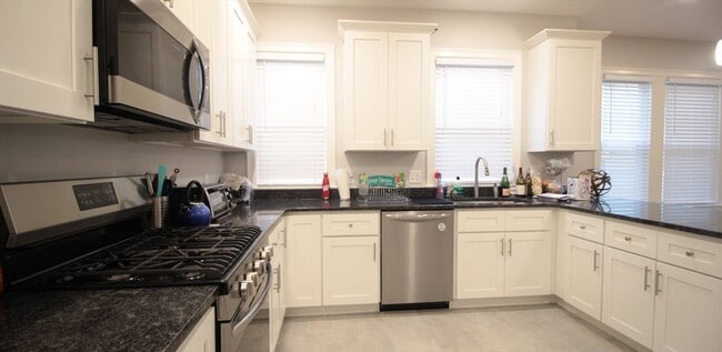 Photo - 90 Verndale St Unit 2