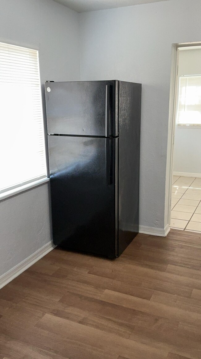 1306 Carlsbad Pl