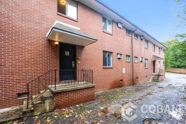 Building Photo - 905 Greenwood Ave NE Unit 3