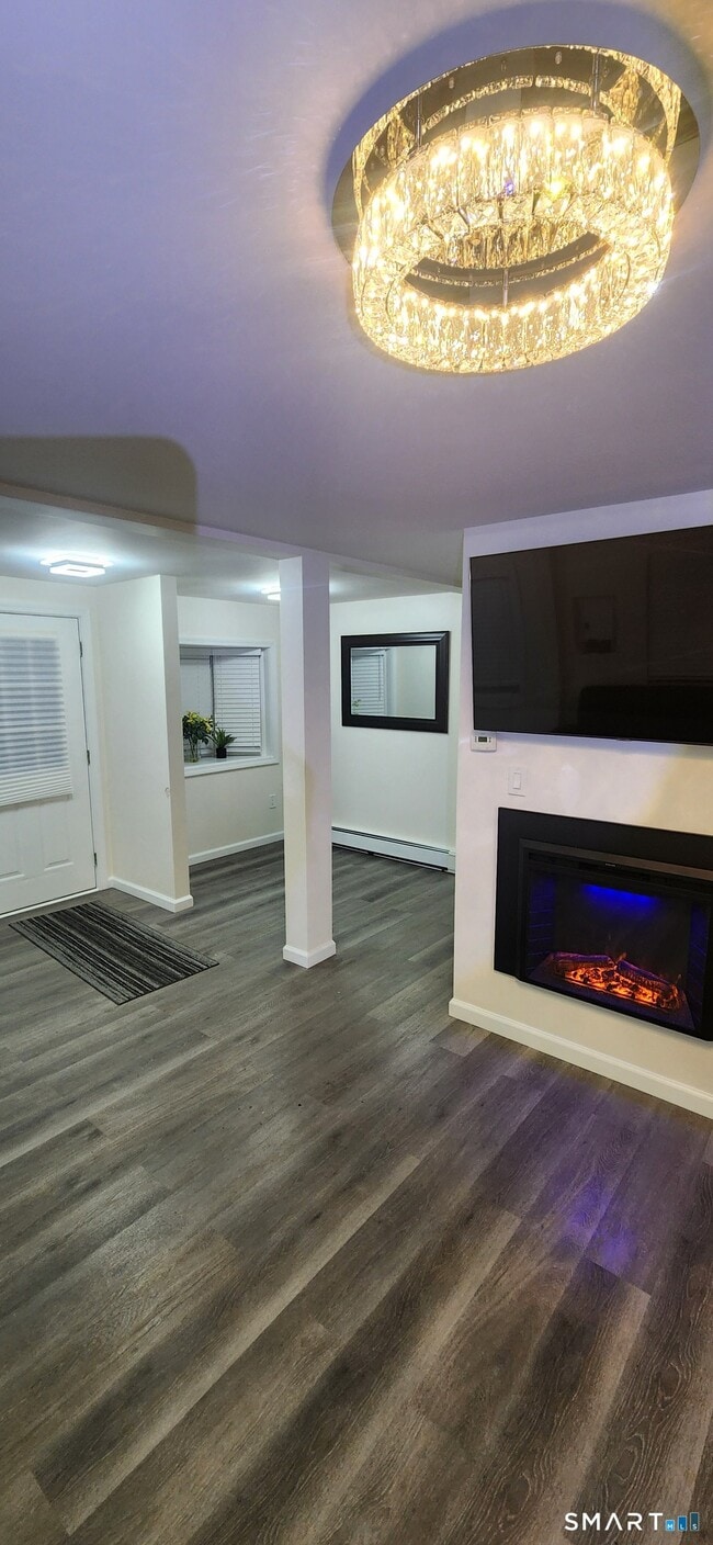 Photo - 19 Benham Ave