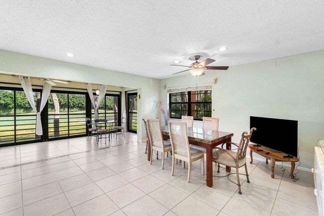 Photo - 6446 Aspen Glen Cir