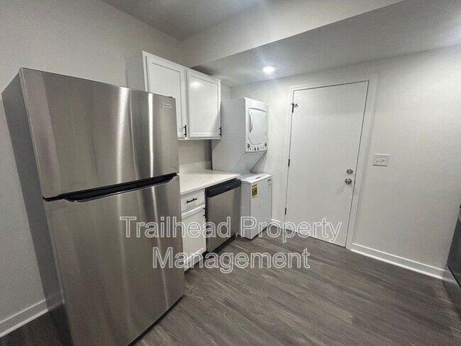 Photo - 312 E Gregory Blvd