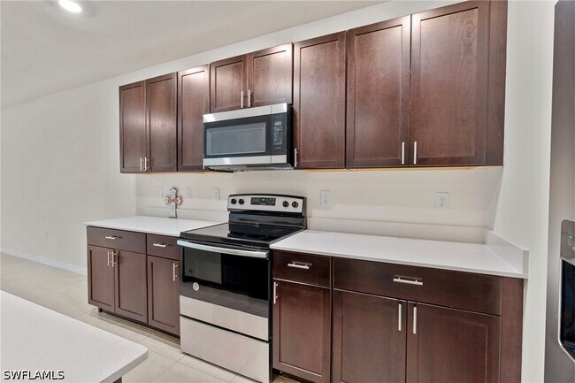 15535 Wildflower Cir
