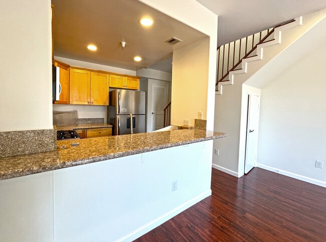 Kitchen-2 - 5330 Satsuma Ave Townhome
