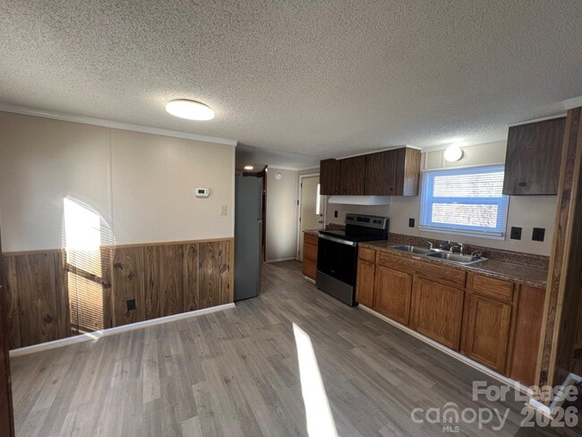 Photo - 108 Ricks Ln