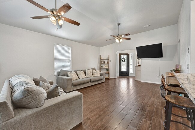 Photo - 3902 Cary Creek Dr