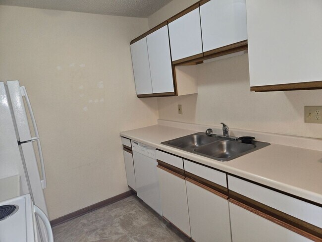 Photo - Evergreen Square Apartments Unidad 913-301