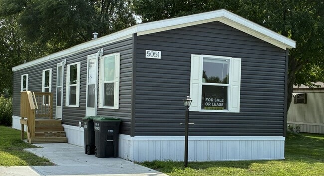 Building Photo - 5051 Ingram Ave Rental