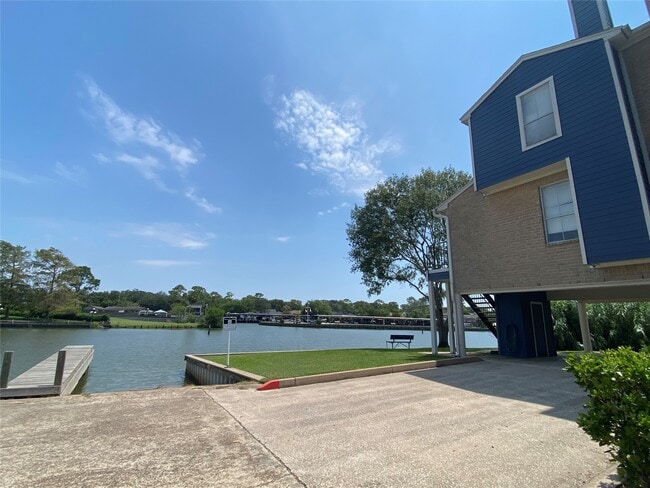 Building Photo - 18519 Egret Bay Blvd Unit 1915