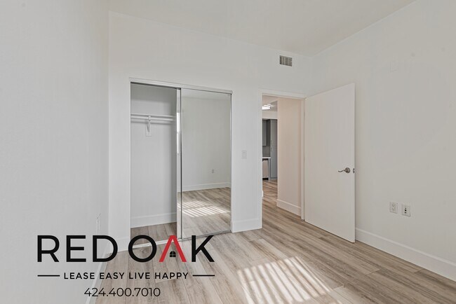 Photo - 5837 W Sunset Blvd Unit 308