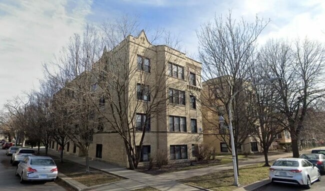 Photo - 4049 N Francisco Ave Apartment Unit 2W