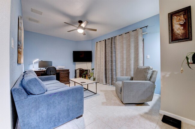 2300 Augusta Dr Unit 29