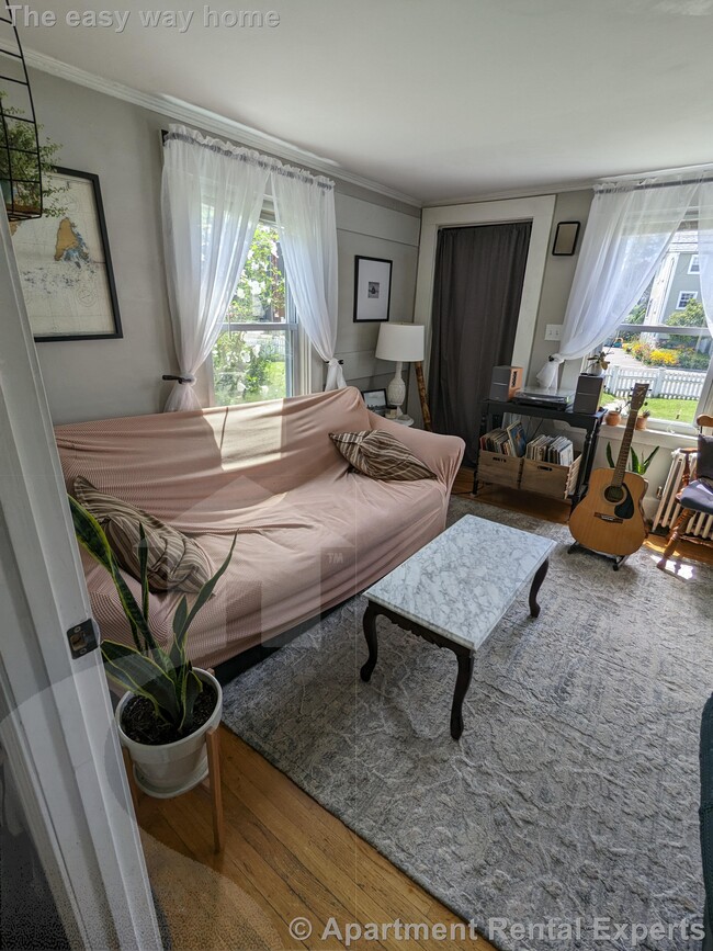 Photo - 140 Grove St