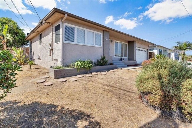 Photo - Charming Cottage in College East - Available Beginning of July 2026