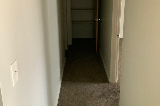 Photo - Hillcrest Apartments