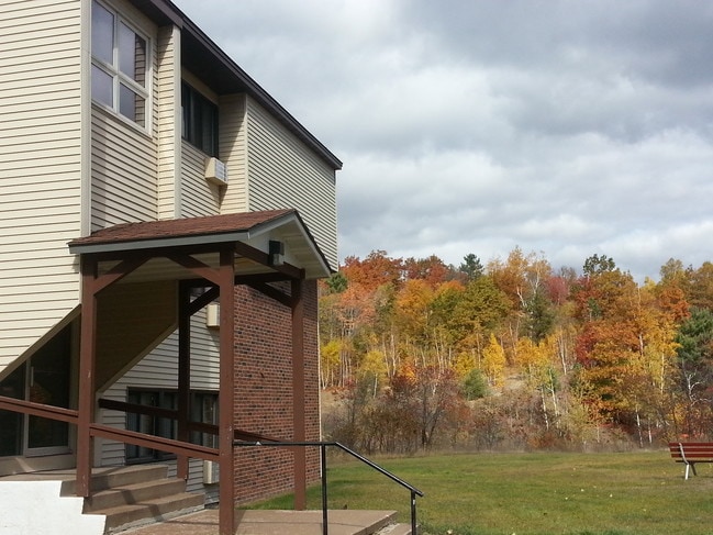 Canda Manor Apartments