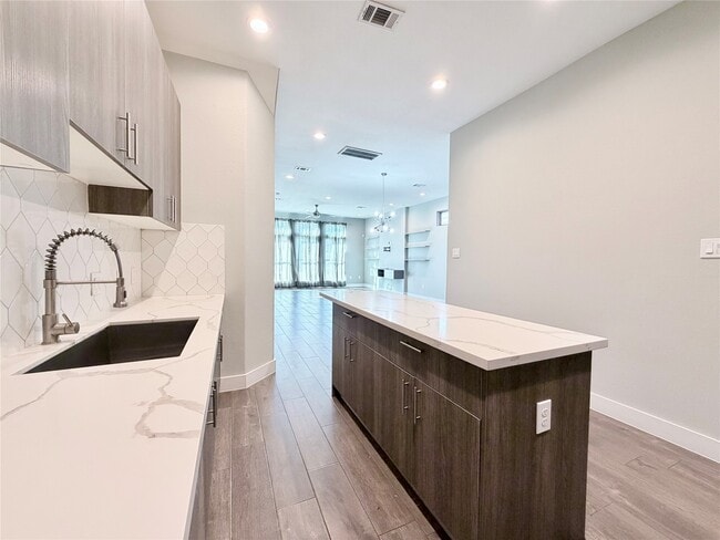 Photo - 8404 Safeguard St