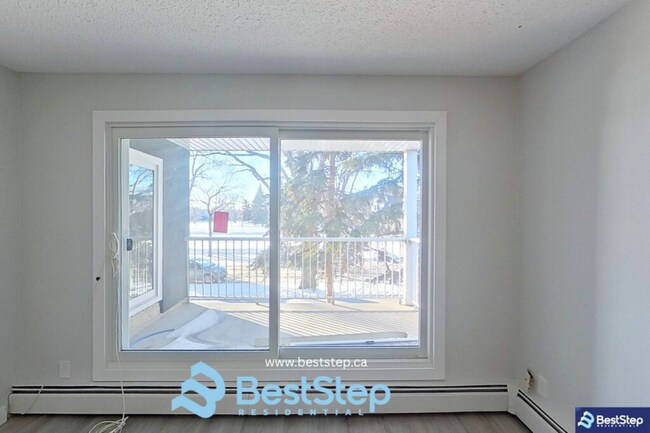 Photo - 10837-10117 St NWUnit 203 St