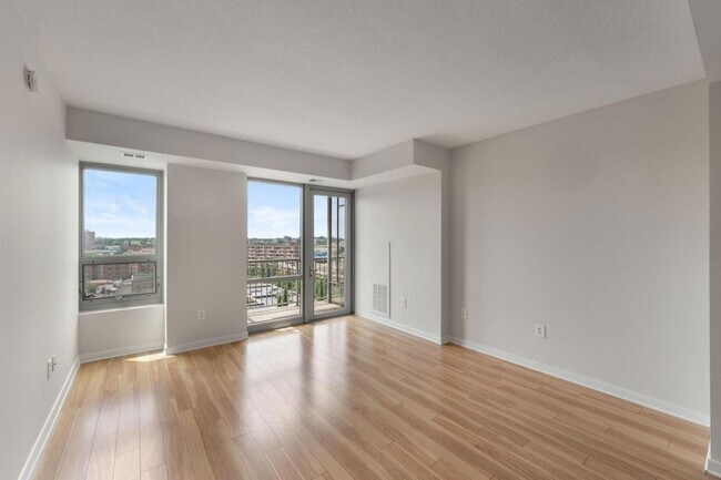 Photo - 929 Portland Ave