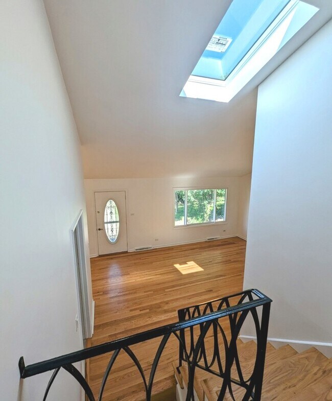 Photo - 8557 N National Ave