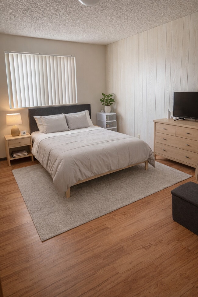 Photo - Regal Court Apartments