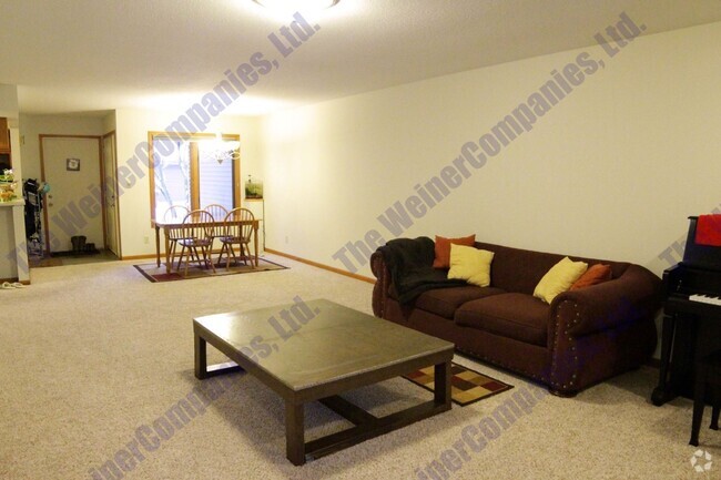 Building Photo - Now leasing for August! Rental
