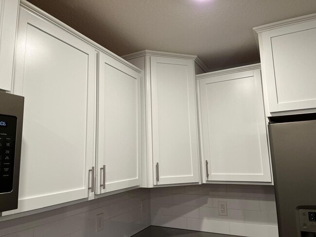 Photo - Stunning End Unit 3bed 3bath Townhome in W...