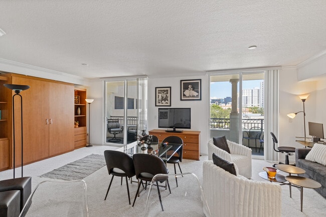 Photo - 600 S Dixie Hwy Unit 352