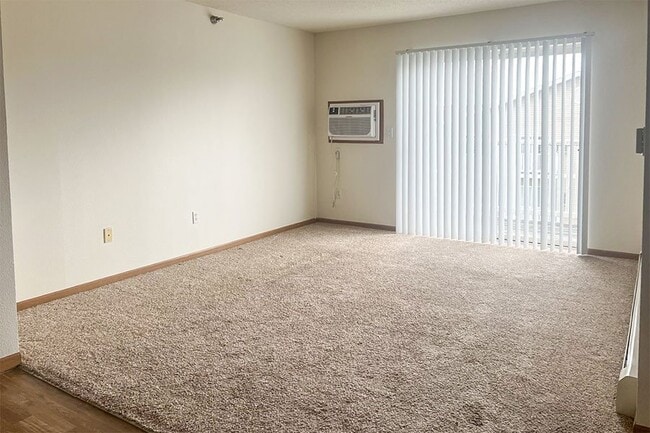 Photo - Country Club Estates